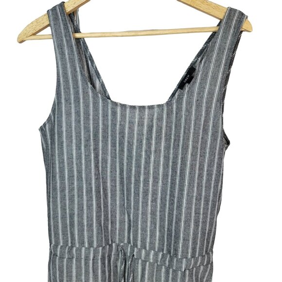 Drew Pinstripe Jumpsuit Gray Large Sleeveless Scoop Drawstring Pockets Jogger - Picture 2 of 10